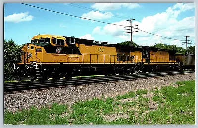 Schuyler Nebraska - Chicago & North Western #8607 RR Train - Vintage Postcard • $4.39