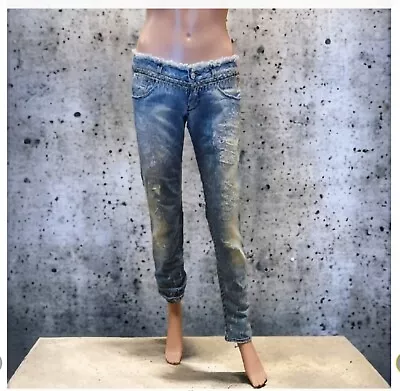 Met Crystal's Embellishments Straight Distressed Blue Jeans Size 30 • $189