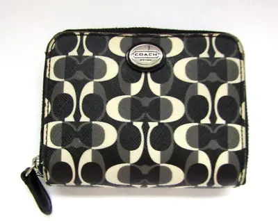 Coach Peyton Dream Signature C Black White Coated Canvas Leather Wallet • $39.99