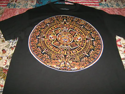 Mayan Calendar_fifth Sun T-shirt M • $22