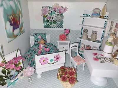 Dollhouse Furniture Lot 1:12   Bedroom  • $27