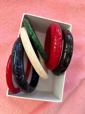 6 Gorgeous ANTIQUE VINTAGE BAKELITE Carved BANGLES Lucite Art Deco  • $175