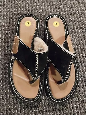 UGG Suede Shearling 1610 Black Flip Flops Thong Size 9 • $34.95