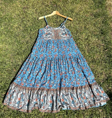 $50 • Buy Arnhem Dress Size 8 (Honey Strappy Midi In Poolside)