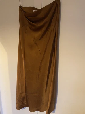 £43 • Buy Reiss Size 10 Satin Skirt 