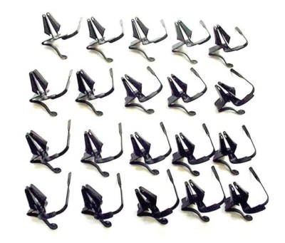 GM Trim Clips 20x Chevrolet Body Side Molding Clips - 1-3/8 X 1/2 Retainers (Yellow Zinc, NOS) Chevrolet Molding Clips - Foto 6