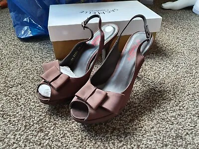 Gorgeous Sachelle Couture Brown Bow  Shoes Heels  • Size 39 - UK 6 RRP • £129 • £18.99