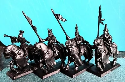 Warhammer Bretonnian Knights Realm Grail Questing Games Workshop The Old World  • £45