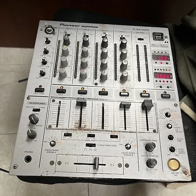 Pioneer DJM-600 Mixer Grey 4 Channels POWERS ON Parts Or Repair MISSING BUTTONS • $175