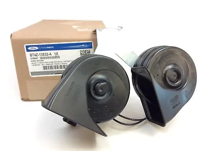 07-14 Ford Edge High And Low Pitch Dual Note Electric Horn With Bracket New OEM • $62.63