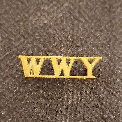Queen's Own Warwickshire And Worcestershire Yeomanry WWY Shoulder Title • £8