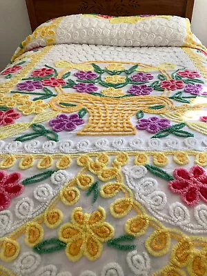 Gorgeous Vintage Cotton Chenille Bedspread-flowerbasket-90 X00-cutter Or Not • $82