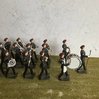 15 Superb Painted Metal 1/32 Parachute Regiment Marching Band Britains? Ducal? • £10.50
