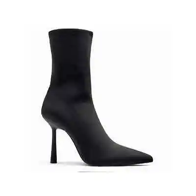 ZARA Neoprene Pointed Toe Ankle Boot 7.5 Black NWT  • $50