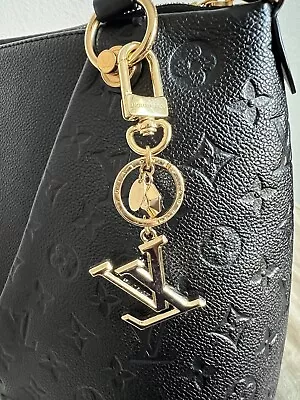 LOUIS VUITTON LV Facettes Bag Charm Key Holder Gold • $270