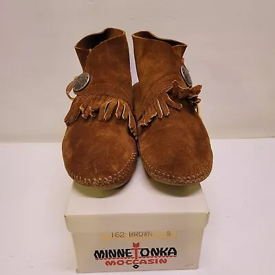 Vintage Minnetonka Ankle Moccasins Brown Suede Leather Concho Fringe Sz 8 Used • $29.99