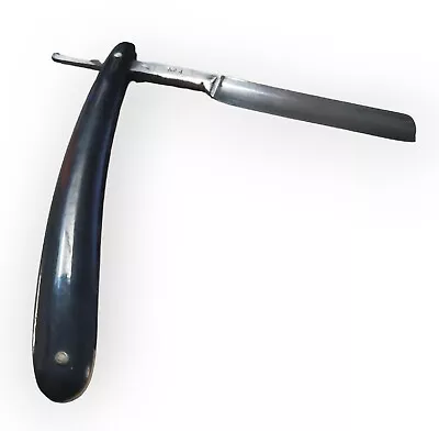 C.V. Heljestrand Eskilstuna Vintage Straight Razor N. 4 • $28.49