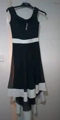 Brand New Size 8 Quiz Dress Black/cream Dip Hem Wedding Party Gorgeous • £2.99