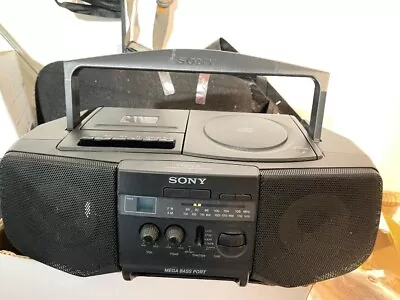 Vintage Sony CFD-V10 AM/FM Radio CD Cassette Recorder Boombox Mega Bass-Works(DR • $74.99