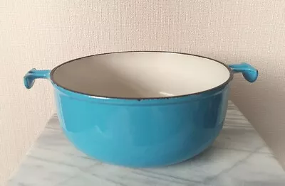 Le Creuset Large Cast Iron Pot Vintage Turquoise Round **Good** 26 Cms Diam • £9.50