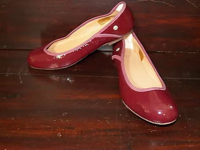 New Womens UGG Antora II Deep Bordeaux Red Patent Leather Shearling Ballet Flat • $19.99