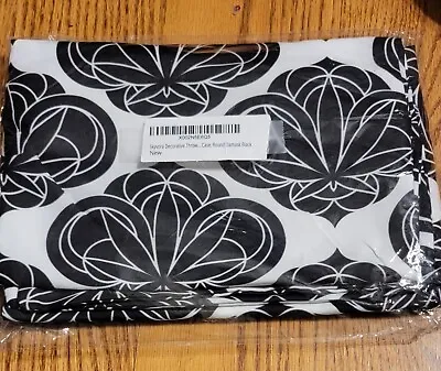 $6 • Buy Classic Black & White Skyvora Pillow Cover 16 X 16 Damask 