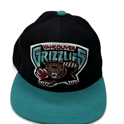 Vancouver Grizzlies Hat Cap Black Snapback Mitchell & Ness NBA Basketball Mens • $19.99