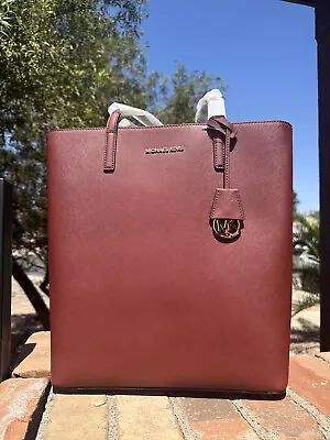 Michael Kors Hayley Large Tote Bag • $100