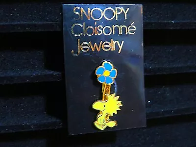 Snoopy Peanuts Charlie Brown Aviva Cloisonne Jewelry Vintage Pin Figure 1975 • $7.99