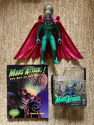 Mars Attacks Mars Attacks! Movie Book And Figures Figure Martian Alien Aliens • $37.50