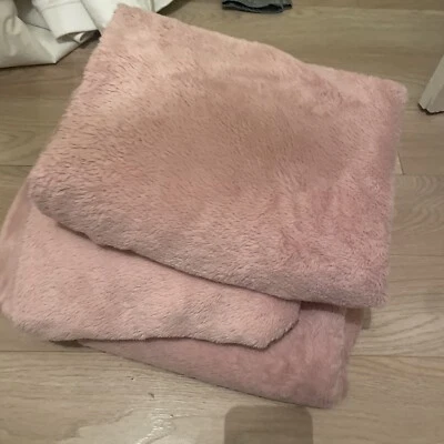 Large Pink Fluffy Throws X 3 • £5