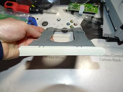 Microsoft Xbox 360 PHAT ^White^ Bezel Disk Drive Gray Tray 781120469-A ONLY-READ • $16