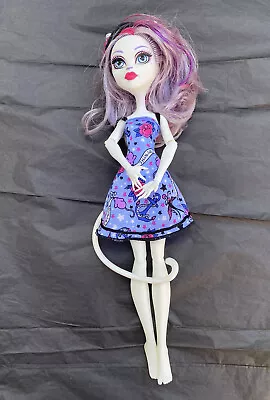 Monster High Doll Catrine DeMew Shriekwrecked Shriek Mates 2016 • $24