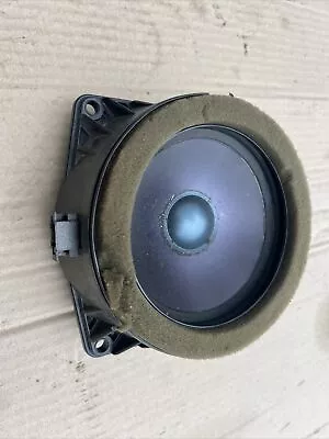 03-09 Mercedes W209 CLK500 CLK350 PASSENGER LEFT OR RIGHT SIDE DOOR SPEAKER D61 • $26