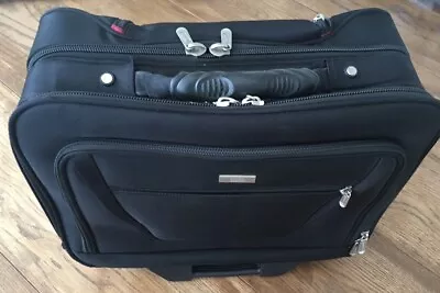 Staples Wheeled Suitcase Laptop Case Cabin Bag. • £12