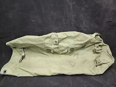 US Military Issue Vintage OD Green Nylon Duffel Bag Q479 • $15