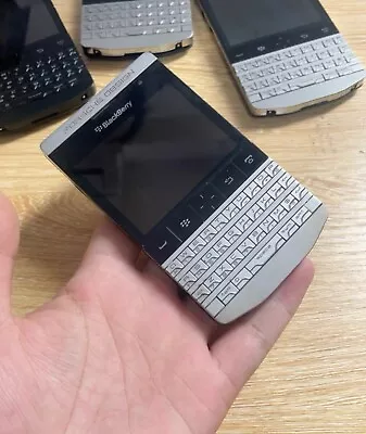 Blackberry Porsche Design P9981 (3G) 8GB Mobile Phone (Preowned) • $491.60