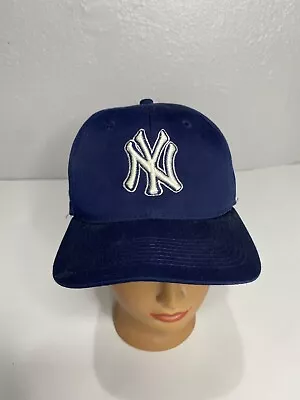 Vintage New York Yankees SnapBack Hat • $7.53