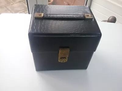 Vintage Vinyl Black Record Box Storage  Carry Case 7  Singles 45rpm With Key • £9.75