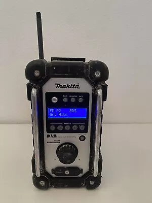 Makita DMR104 DAB FM AUX Site / Workshop Radio - Includes 5ah Battery • £99.99