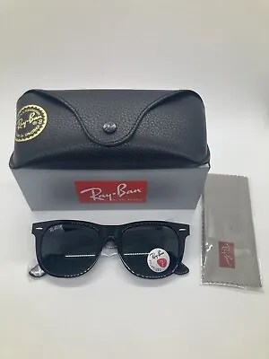 Ray Ban Original Wayfarer Polarized Green Sunglasses RB2140 901/58 54-18 Ray-Ban • $99.99