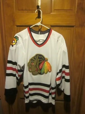 Vintage Chicago Blackhawks Jersey Men Medium White Sweater CCM Jersey NHL Retro • $13.99