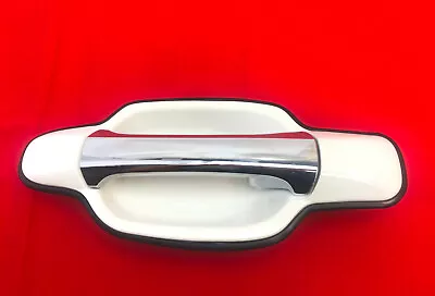 *NEW* DOOR HANDLE (GENUINE) For GREAT WALL V200 V240 2009 - ON RIGHT REAR DOOR  • $45