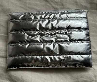 BN MAC ZIP MAKE-UP / Cosmetic Bag Padded Silver Headed Zip Xmas 2023 • £10.99