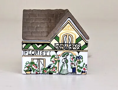 Vintage 1993 Florist Wade Whimsey In The Vale Miniature Porcelain England #10 • $39.99