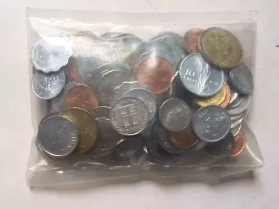 100 Old Coins From Around The World • £6.01