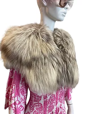 £280 • Buy Vintage Luxurious Silver Fox Cape Stole 