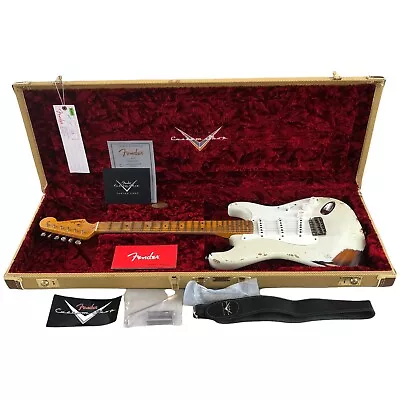 $3550 • Buy Fender Custom Shop 1955 Stratocaster Heavy Relic '55 Desert Tan 2017 Deluxe Case