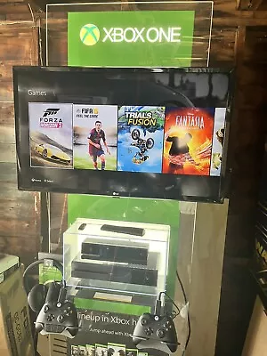 Xbox One Kiosk • $3700