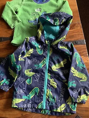 £2.99 • Buy Boys Dinosaur Rain Coat 4-5 Years Bundle With Free Fleece Jumper 5-6 Years